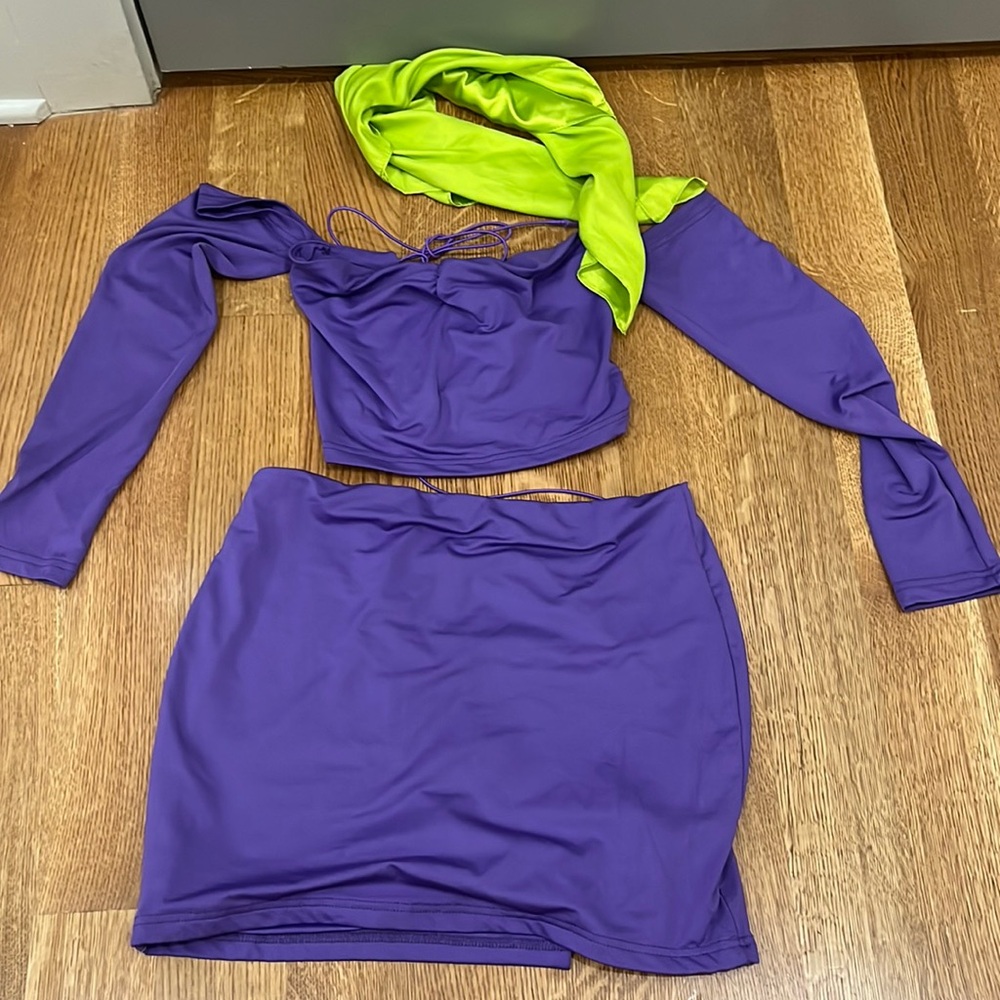 Daphne Halloween Costume